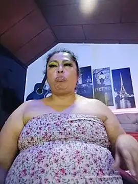 Chat XXX en directo de Keyla01_