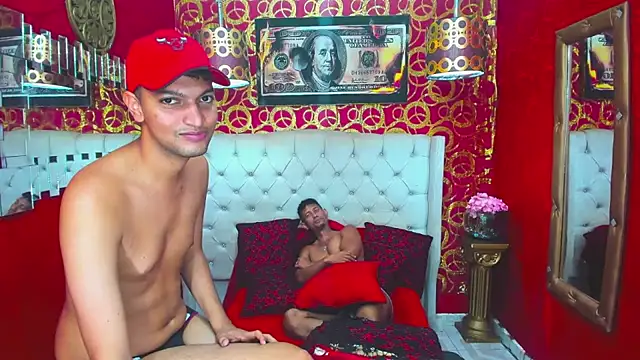 PEINBOYS – Live XXX-chat