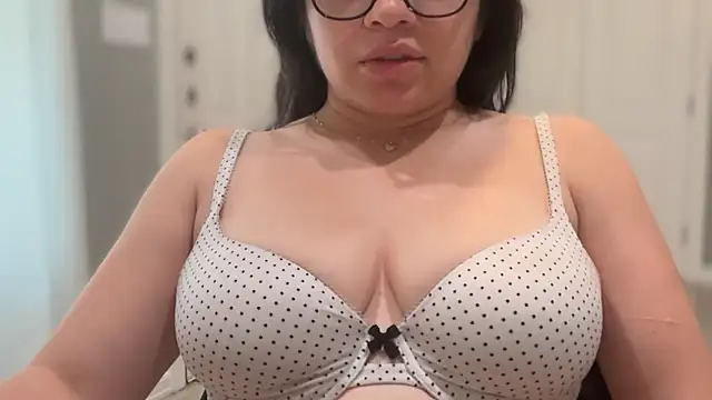 marge_agnes' Live XXX Chat