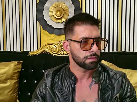 TommyDum Live XXX-chat