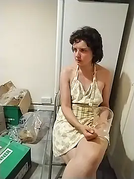 Amy01112 Adlı Modelin Canlı XXX Sohbeti