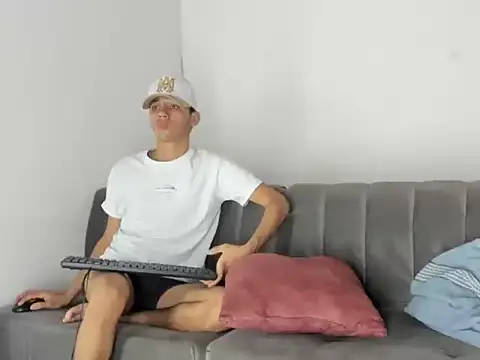 Živý XXX chat Charlie_Scorpion