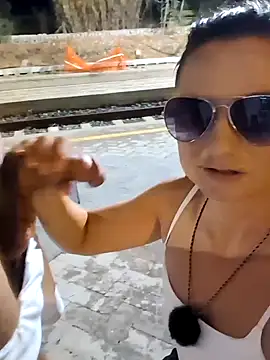 Samira-Summer Live XXX-Chat