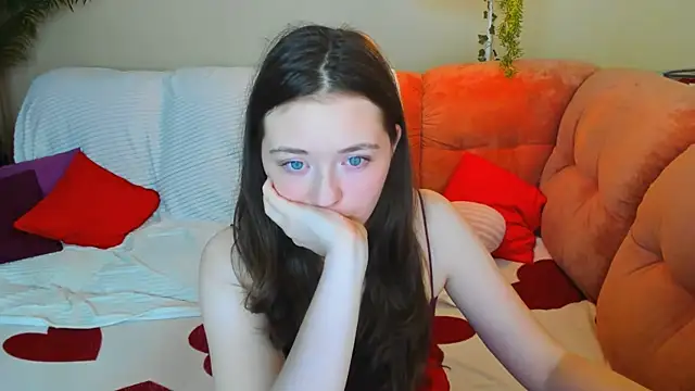 AlluringLookk's Webcam Show