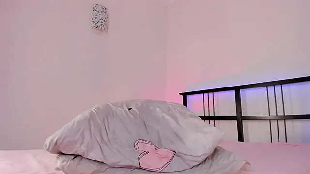 Flora_Meooww's Live XXX Chat
