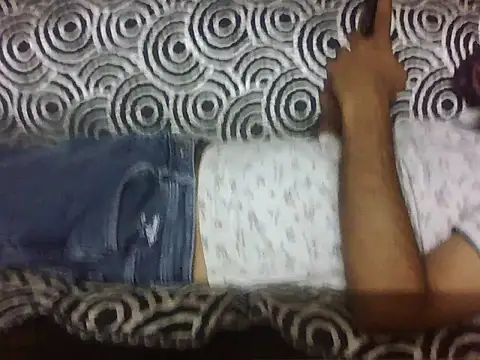 lucknowguy XXX чат на живо