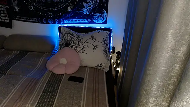 AlienforTwenty – Live XXX-chat