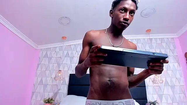 TysonGarcia's Live XXX Chat