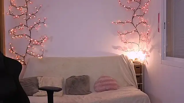 Karinchik_'s Live XXX Chat