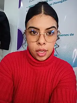 SOFIA-11_'s Live XXX Chat
