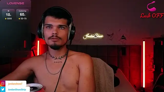 JordanShow élő XXX-chatje