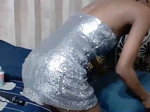 Sexynaughty23 Live XXX-Chat