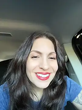 دردشة BeautifulMesss الجنسية المباشرة
