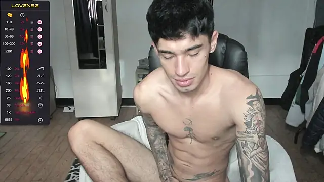 Damon__333 Chat XXX in diretta