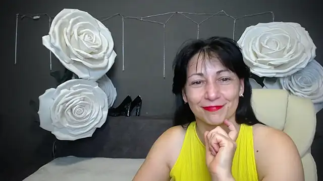 LiluGrants Adlı Modelin Canlı XXX Sohbeti