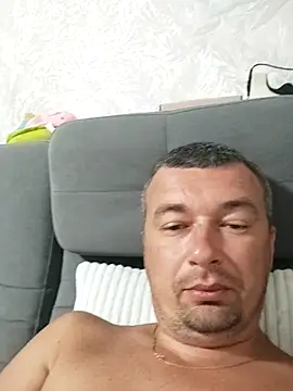 Chat +18 de Kasperik29cm ao vivo