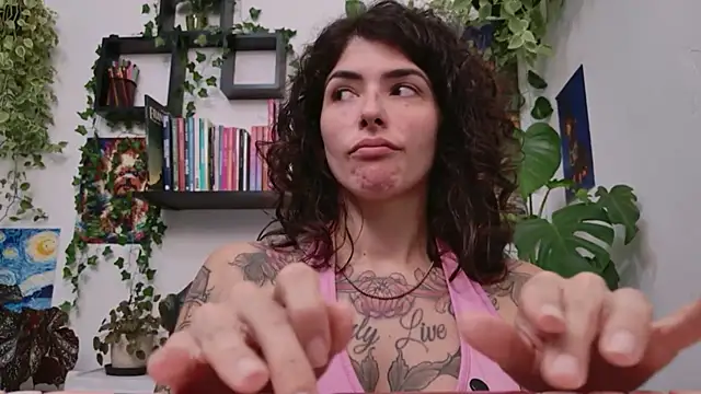 TaliMajesty Chat XXX live