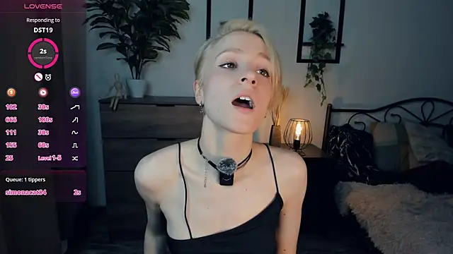 JanettePerroのライブXXXチャット