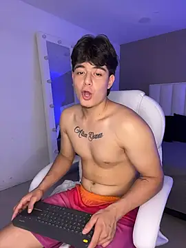 Онлайн чат XXX MaxCruz_