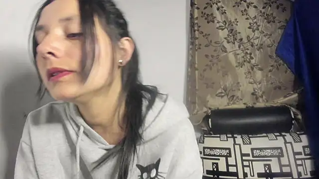 Chat XXX en directo de Nathaly_love96