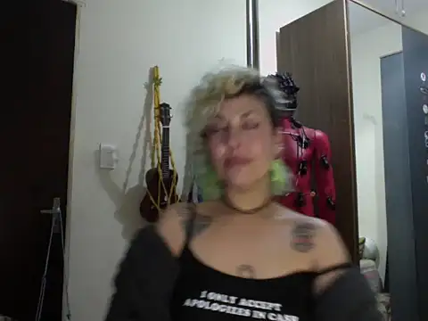 Chat XXX en directo de MariLouM
