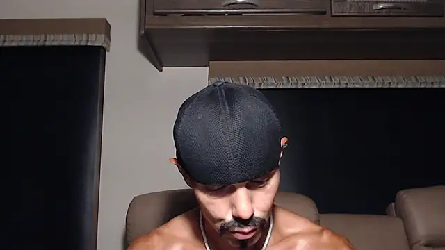 Chat +18 de ThickD2C ao vivo