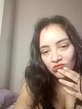 Онлайн чат XXX AishaGeisha