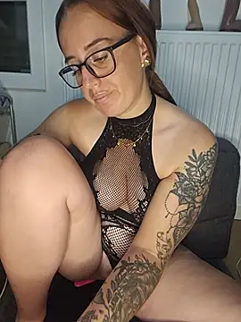 Lindsay_00offのライブXXXチャット