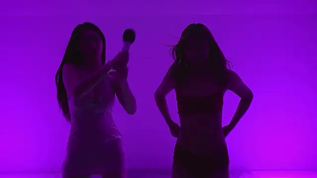 צ'אט XXX בשידור חי של G-Velvet