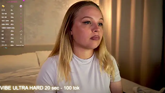 SilentTeaseX's Live XXX Chat