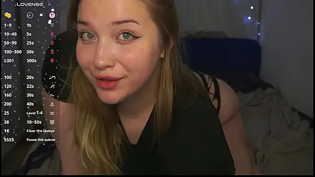 Czat XXX na żywo – CuteSharloti