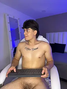 MaxCruz_ XXX чат на живо