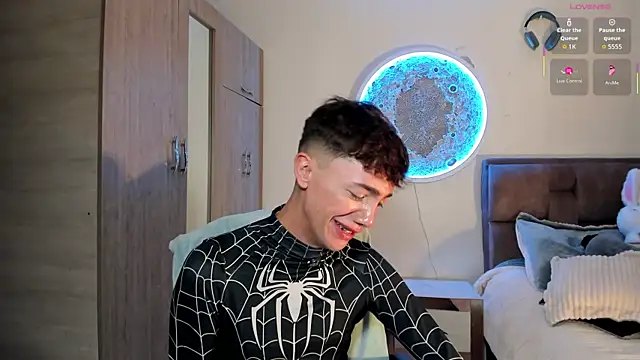 Czat XXX na żywo – Timothy_ros
