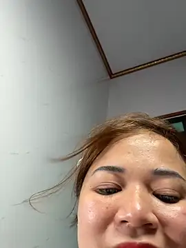 XXX chat uživo modela L_We