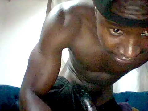Chat +18 de mclntz_bbc ao vivo