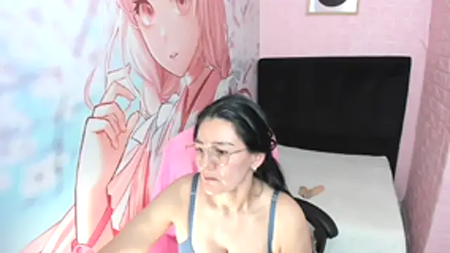 XXX chat uživo modela AllysonMilf69