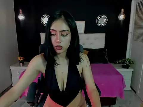 Raven_Misty's Live XXX Chat