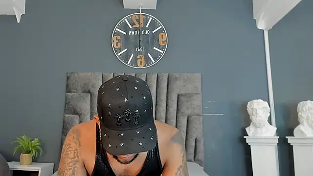 Robin_Rief XXX чат на живо