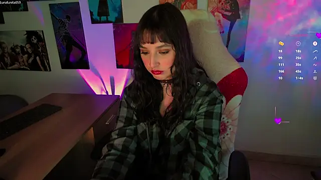 emma_luna59's Live XXX Chat