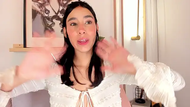 XXX chat uživo modela Nanami_
