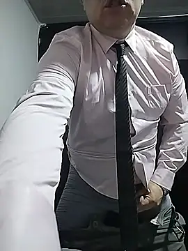 XXX chat uživo modela BigCristh79