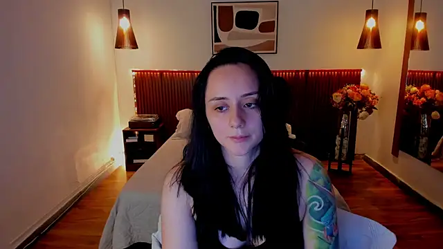 KatherineBond Chat XXX in diretta