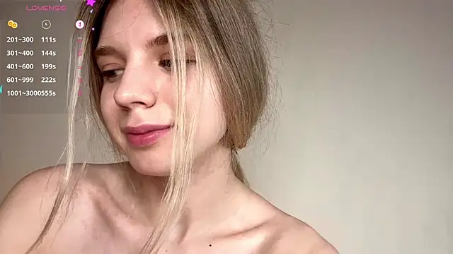 FruityXo's Live XXX Chat