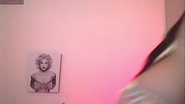 Živý XXX chat Millie_bobby