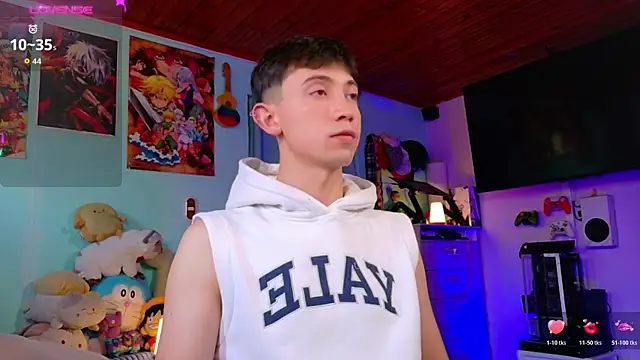 Chris_Blake_ Adlı Modelin Canlı XXX Sohbeti