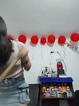 sukiichan69's Live XXX Chat