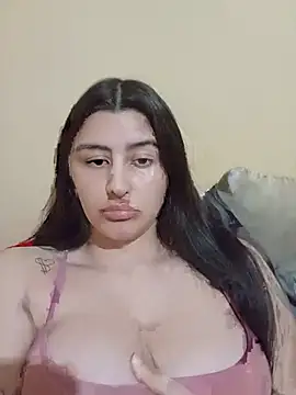 Tiffany06's Live XXX Chat