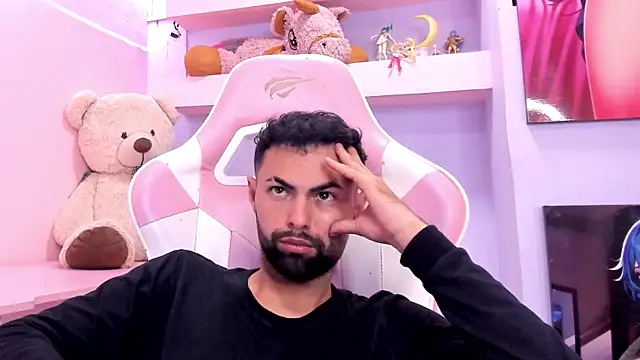 AndrewCrooss Live XXX Chat