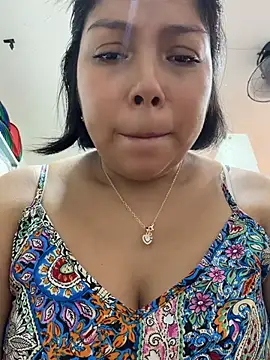 ISABELLA__LUNA live XXX chat