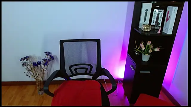 karimelee_'s Live XXX Chat